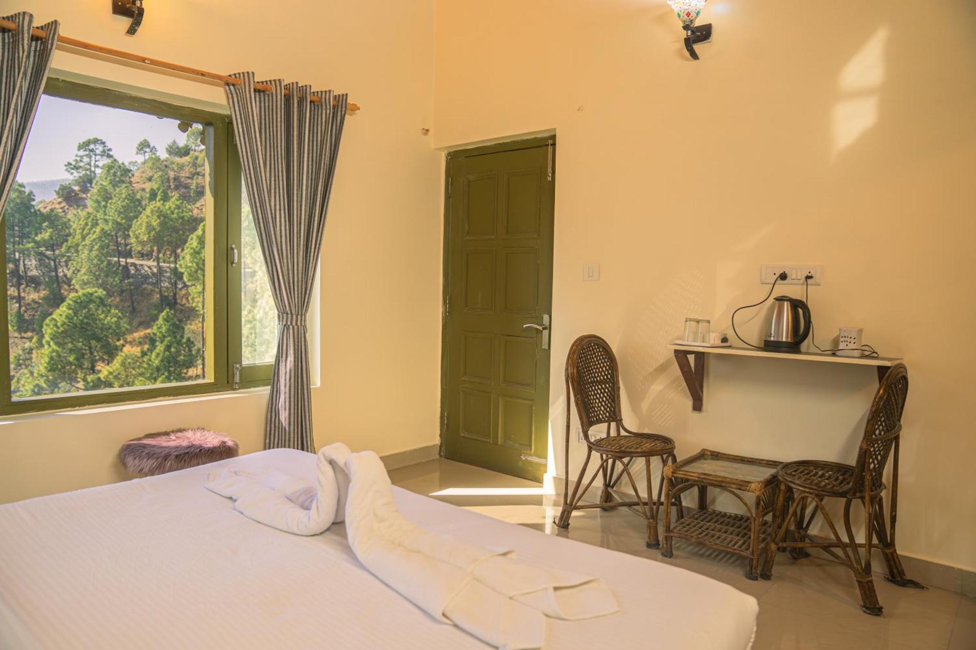 Thehimalayanliving Whistling Pines Hotel Mukteshwar Exterior foto